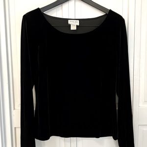 Oscar velvet black top